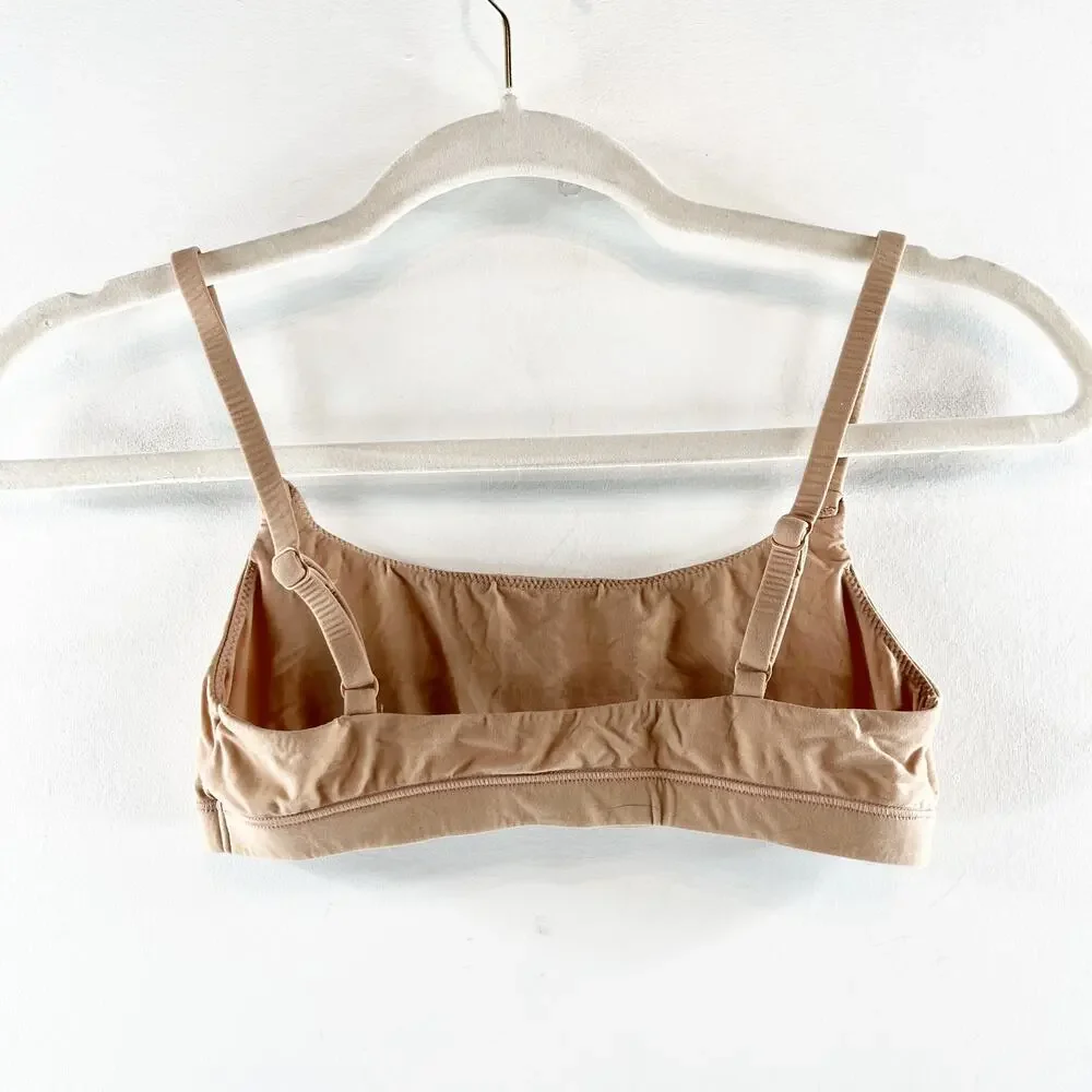 SKIMS Fits Everybody Scoop Bra Bralette Nude Tan Small - Picture 4 of 4